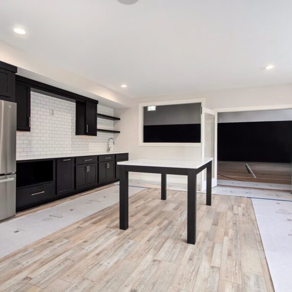 CAPSTONE DESIGN + BUILD