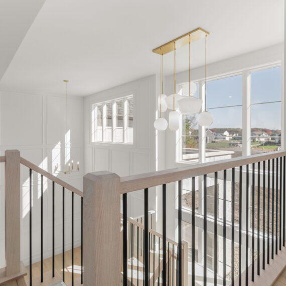 CAPSTONE DESIGN + BUILD