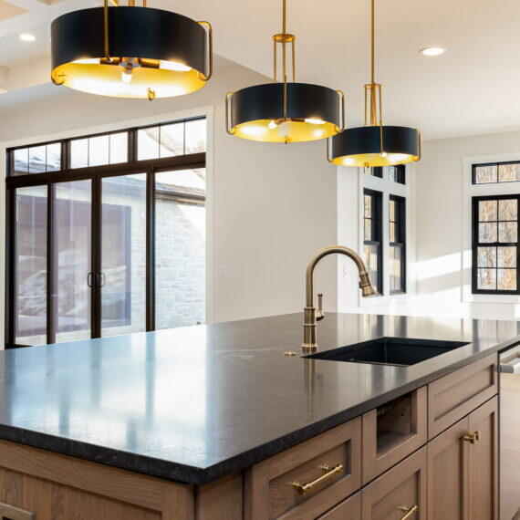Capstone Design + Build