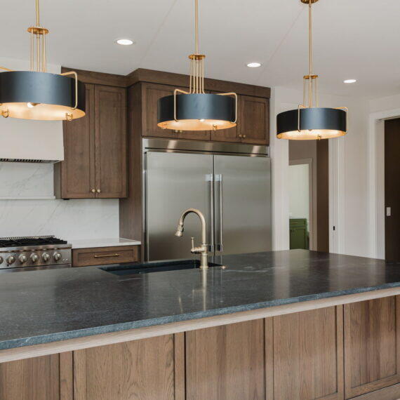 Capstone Design + Build