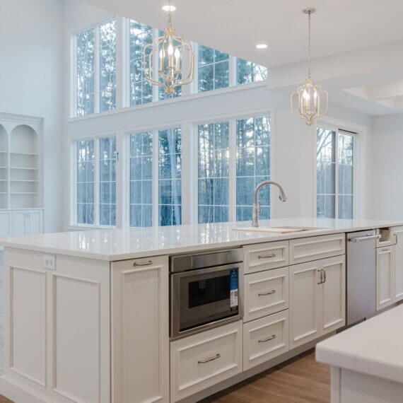 CAPSTONE DESIGN + BUILD