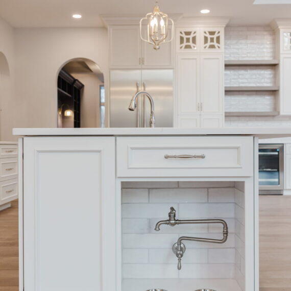 CAPSTONE DESIGN + BUILD