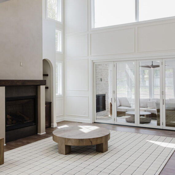 CAPSTONE DESIGN + BUILD