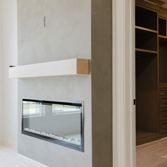 CAPSTONE DESIGN + BUILD